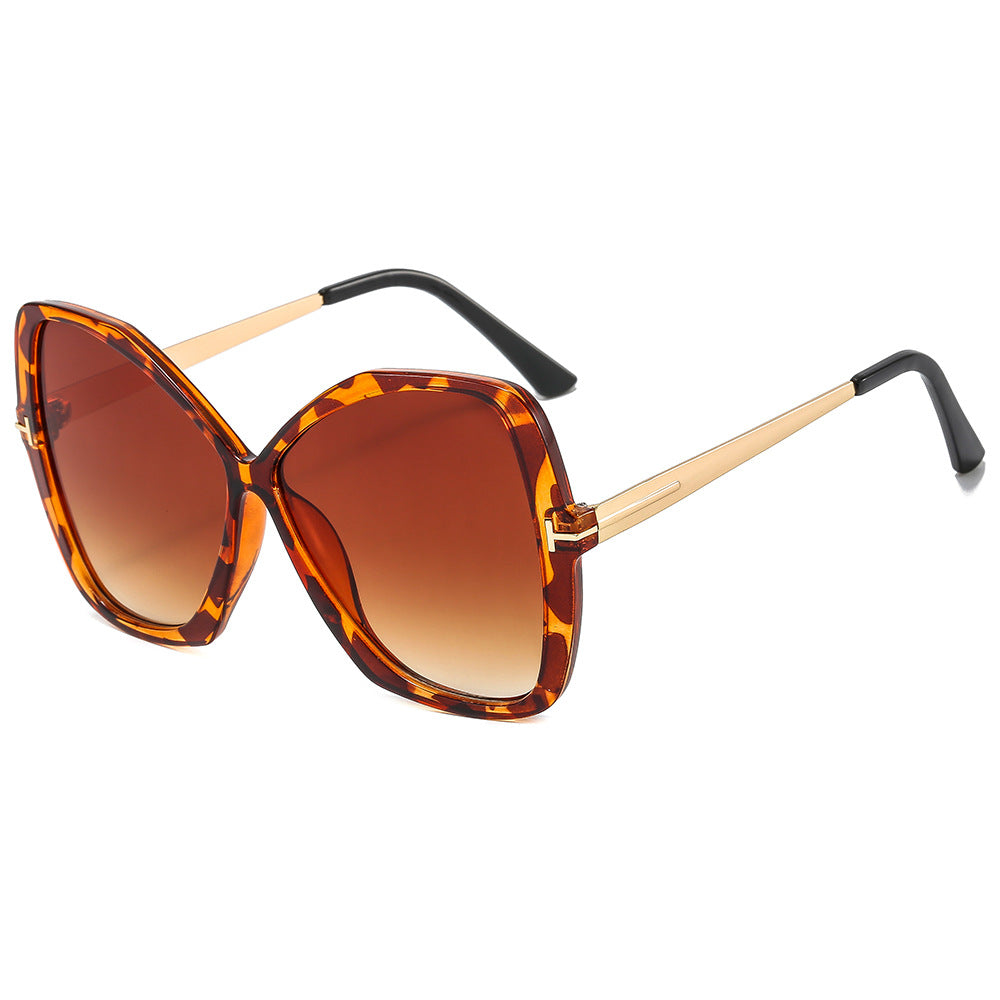 Wholesale Large Frame Cat Eye PC Sunglasses